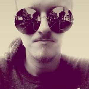 Meet your Posher, Zach